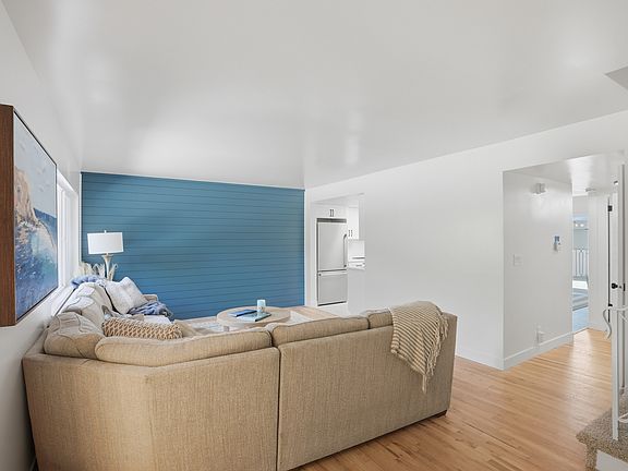 2nd image of 725 E Three Fountains Cir Unit 57