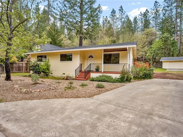 10005 Meadow Dr, Cobb, CA 95426