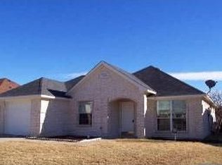 620 Brenna Rd, Waxahachie, TX 75165