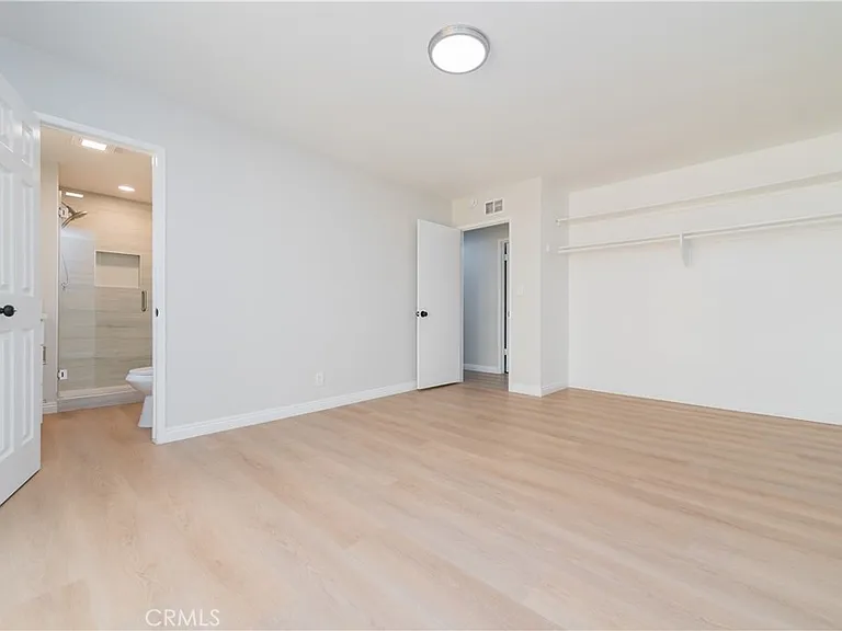 3202 Montana Ave — Photo 23