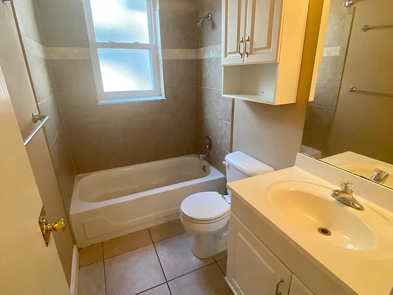 6269 Cabanne Ave #2W — Photo 5