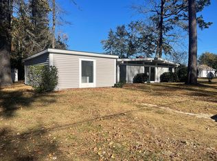 623 E Quinn St, Beulaville, NC 28518