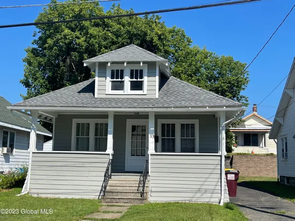 33 Arcadia Ct, Colonie, NY 12205