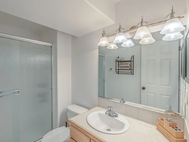 Bluestem Ct — Photo 10