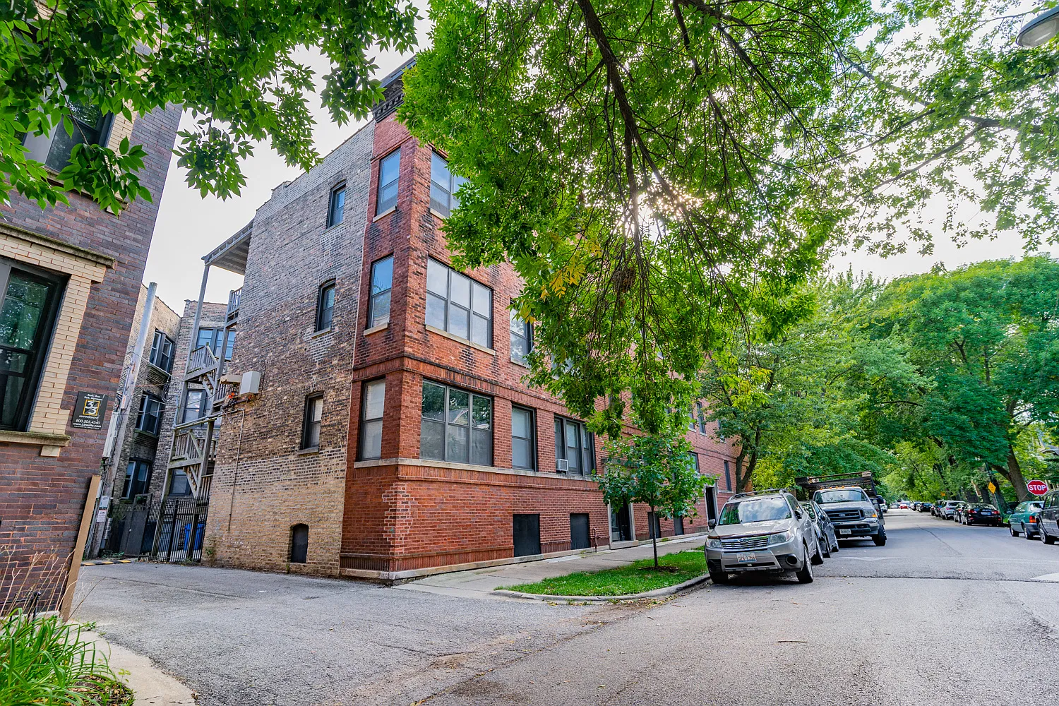 1267-71 W. Ardmore/1286-88 N. Victoria — Photo 4
