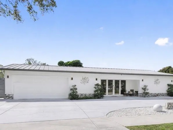 1140 N Douglas Rd, Pembroke Pines, FL 33024