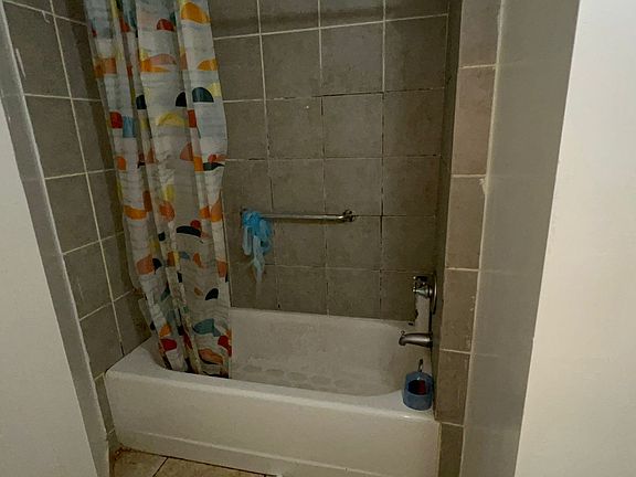 3rd image of 1603 E 172nd St