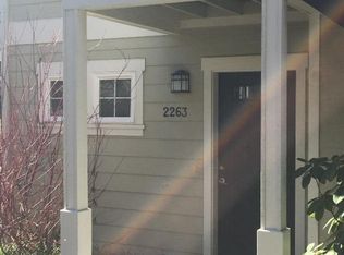 2263 McCall Dr, Ashland, OR 97520