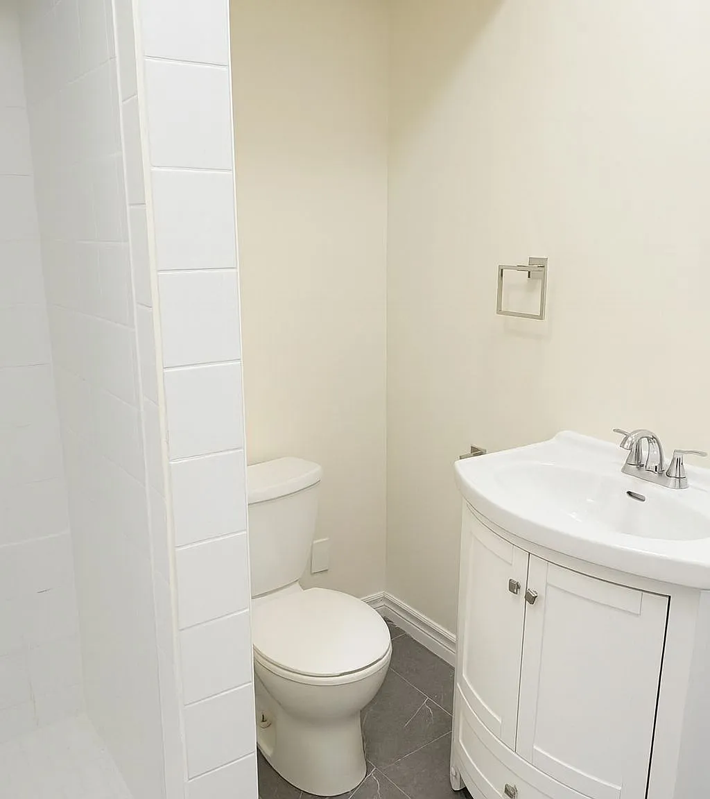 1 bed, $1,000 — Photo 2
