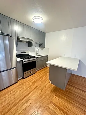 2164 Taylor St — Photo 8