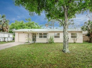 25 Avon Dr, Safety Harbor, FL 34695