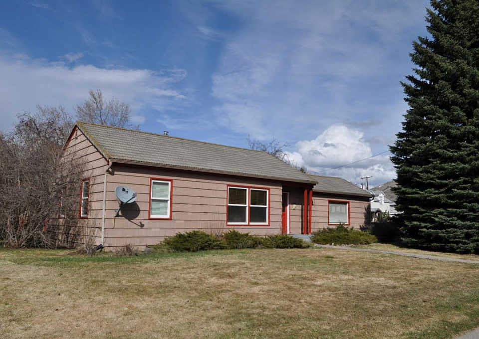 1st image of 404 Livingston Ave