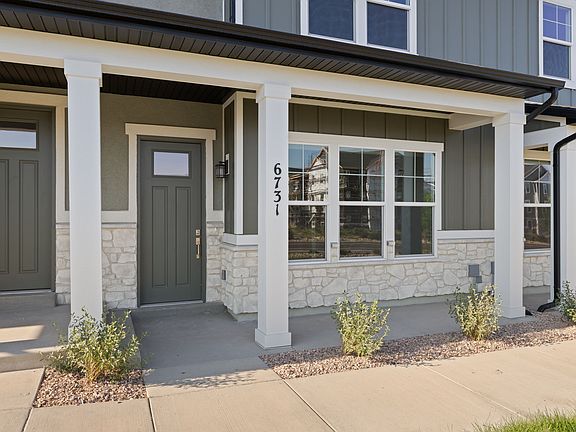 2nd image of 6731 W Jumbo Rocks Ln S #241