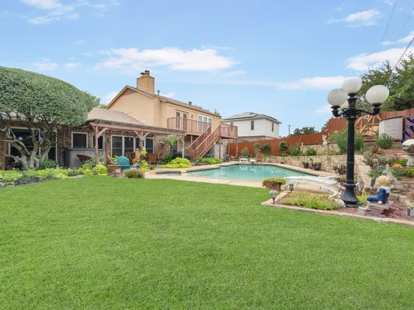 2107 Hill Country Dr, Arlington, TX 76012