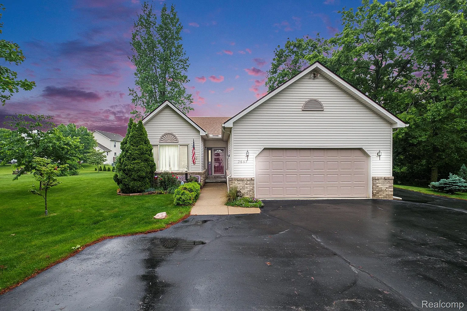 2667 Castle Rock Ct photo 1