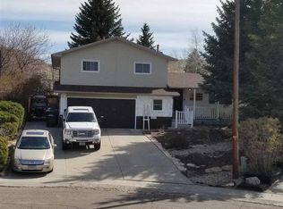 1245 Elk Mountain Cir, Green River, WY 82935