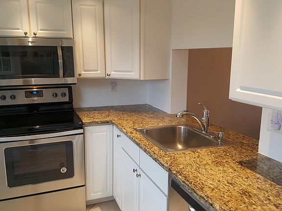 3rd image of 2717 Florida Blvd APT 320
