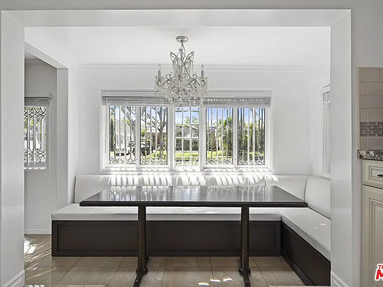 232 S Crescent Dr — Photo 10