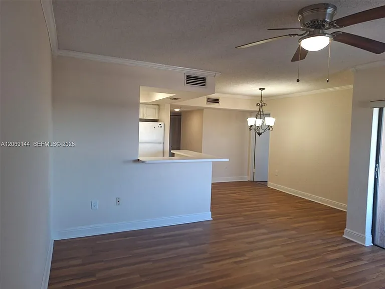 17600 NW 68th Ave #B4009 — Photo 4