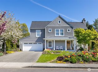 1014 Cherry Ave NE, Bainbridge Island, WA