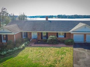 322 Holgate Way, Weems, VA 22576
