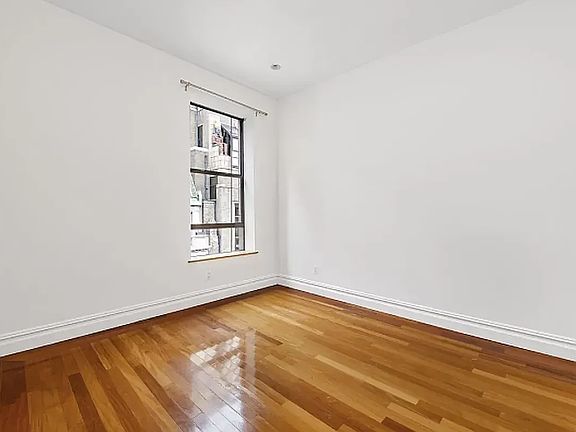 5th image of 154 W 70th St APT 7M