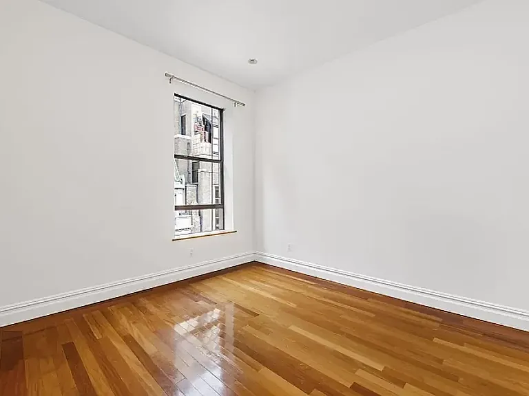154 W 70th St #7M — Photo 5