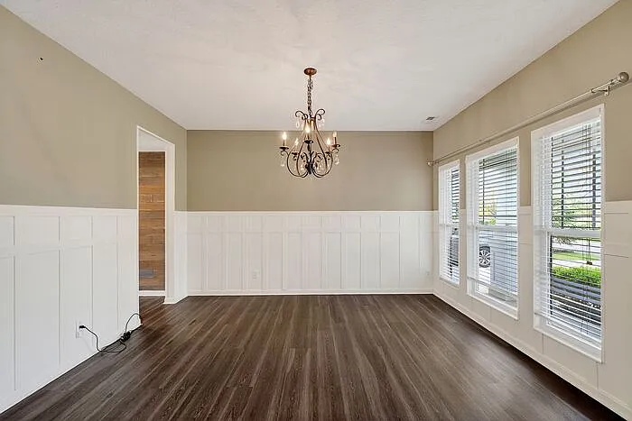 16259 Countryside Blvd — Photo 4