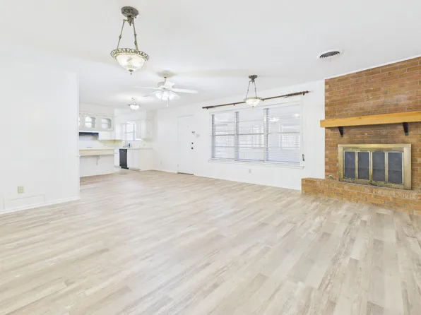 3406 68th Dr, Lubbock, TX 79413