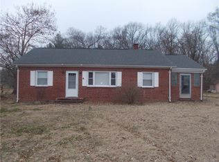 3193 Oldhams Rd, Hague, VA 22469