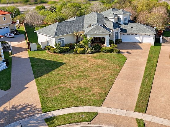 2nd image of 7906 Valtourmanche Dr