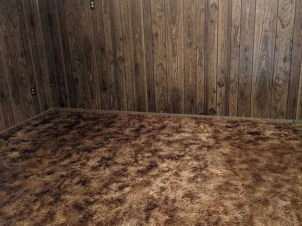 8298 68th St SE, Alto, MI 49302