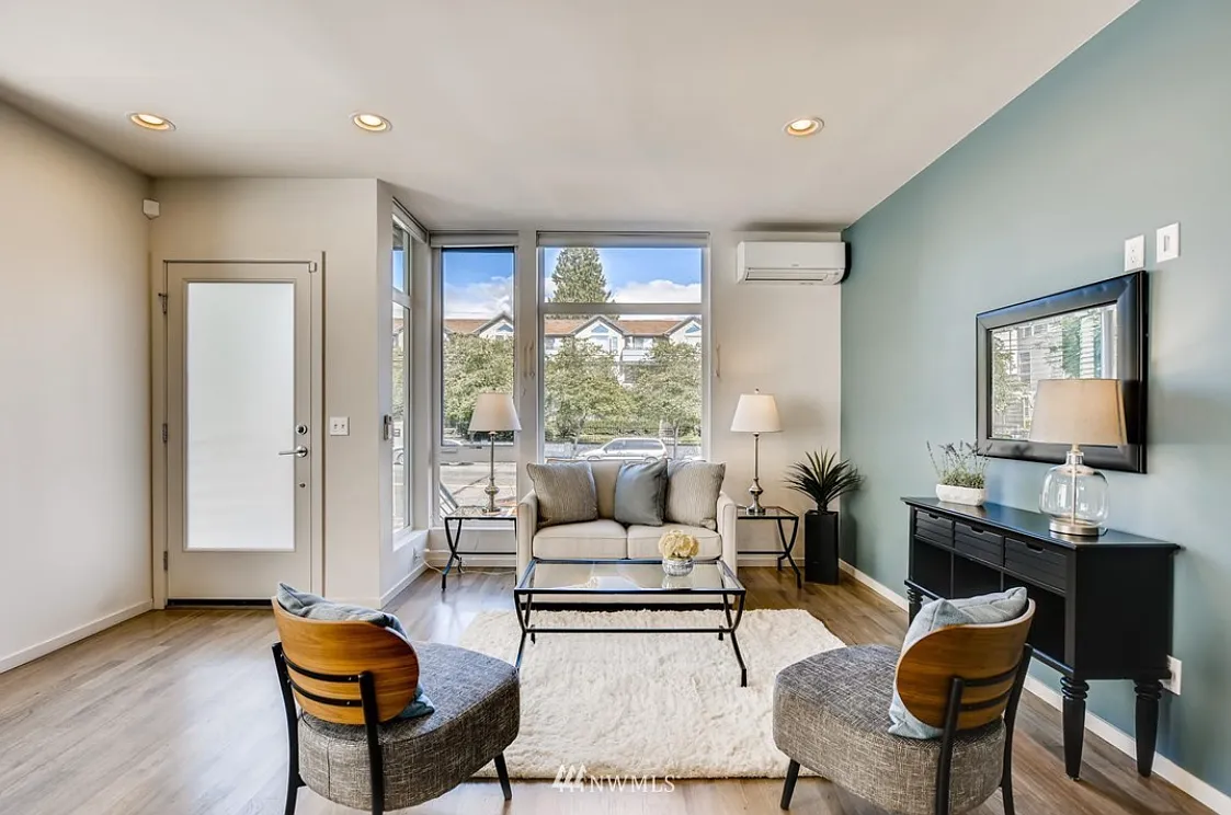 3 bed, 1510 sqft, $3,500 — Photo 3