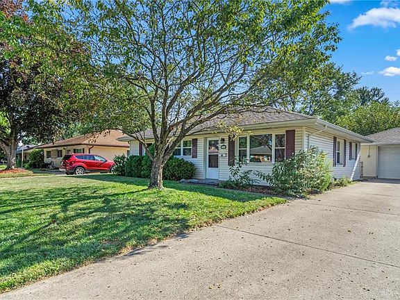 4th image of 3788 Glaser Dr