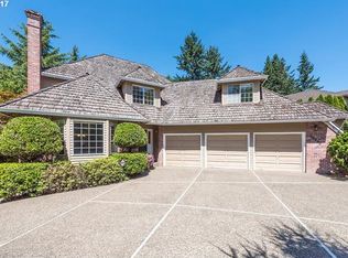 22265 SW Taylors Dr, Tualatin, OR 97062