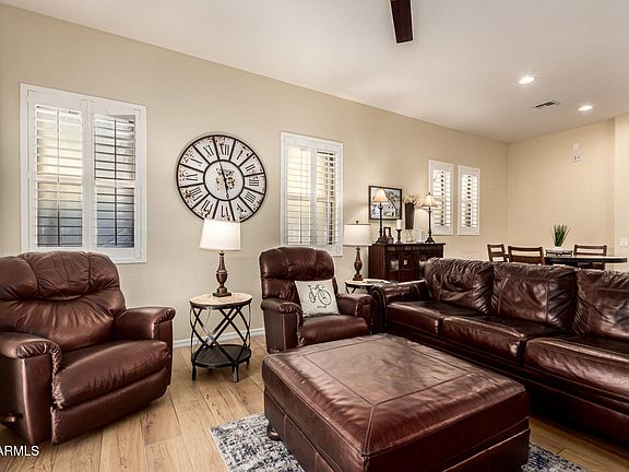 4th image of 1881 E LANTANA Drive