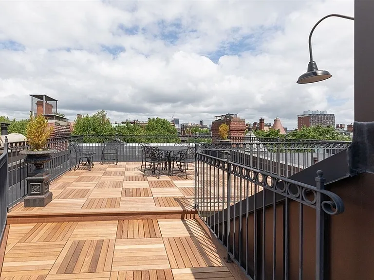 302 Commonwealth Ave #C — Photo 13