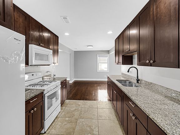 4th image of 111 Williams Dr