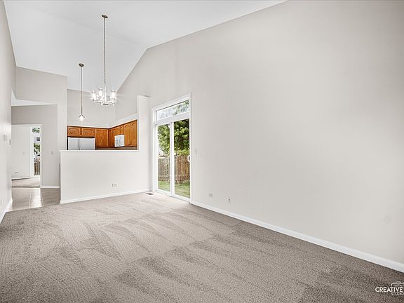 3rd image of 2275 Rebecca Cir