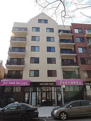 Rented by Luxdeal Realty LLC | media 7