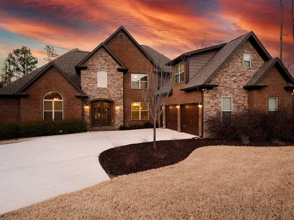 409 Acer Trl, Alabaster, AL 35007