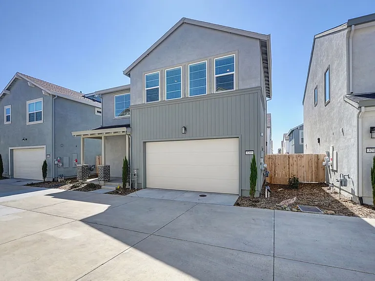 3209 Sunny Gate Ln — Photo 4