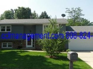 1505 Steven St, Sun Prairie, WI 53590