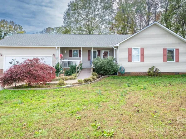 210 Round Tuit Ln, Mount Ulla, NC 28125