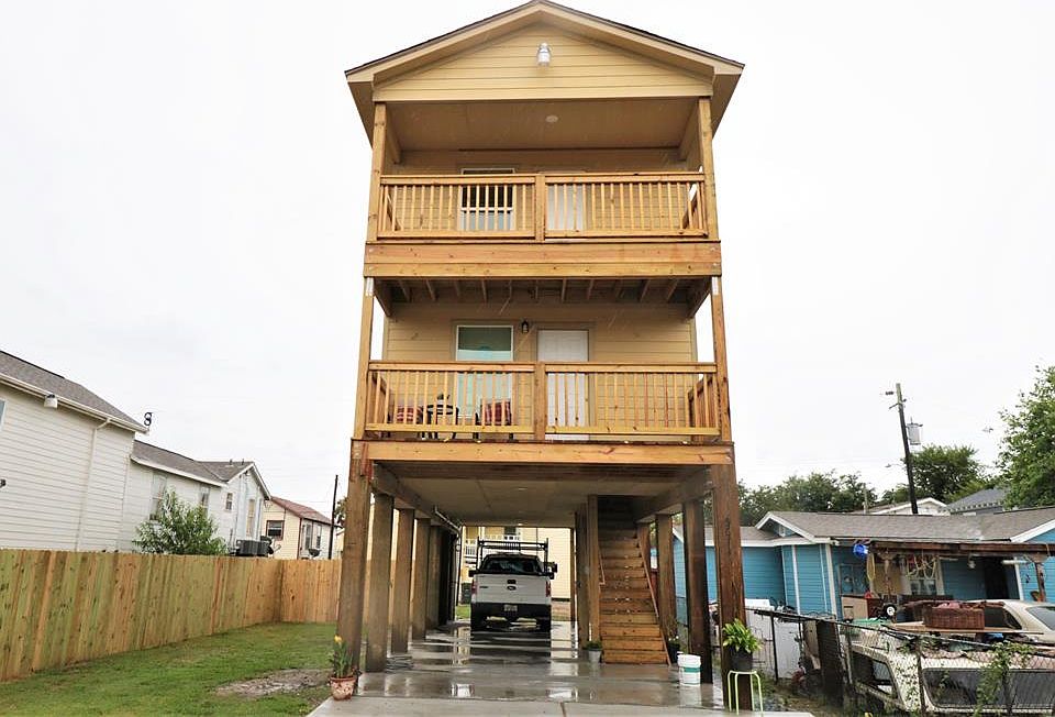 1st image of 5611 Avenue K