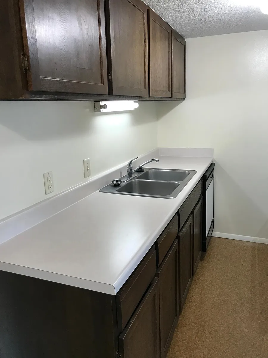Clean kitchen - ample storage! - 1532 S 20th St #6