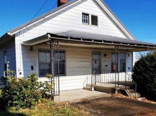 406 35th St, Catlettsburg, KY 41129