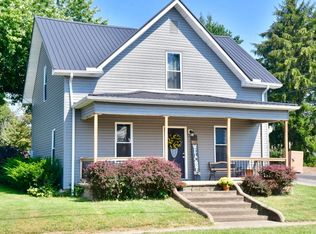 22 W 3rd St, Frazeysburg, OH