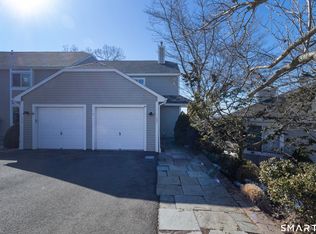 Raynham Hill, New Haven, CT 06512