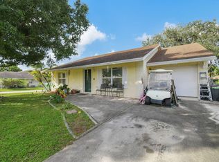 7365 Cocoanut Dr, Lake Worth, FL 33467